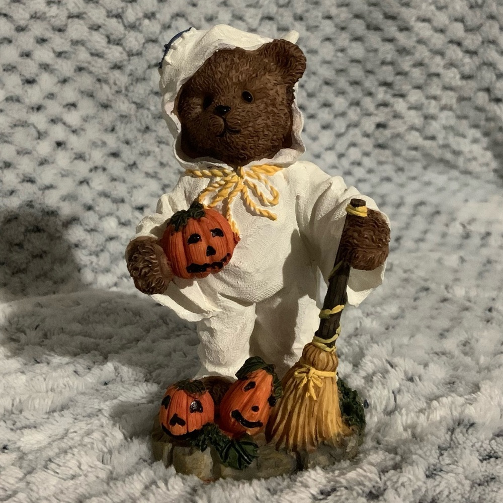Charming Halloween Bear Figurine with Pumpkins